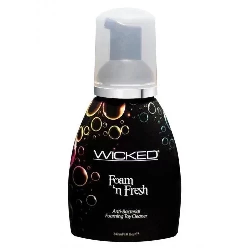 Antybakteryjna pianka czyszcząca Wicked Foam N Fresh 240 ml