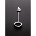 Metalowy ring erekcyjny z korkiem analnym Intruder with c-ring